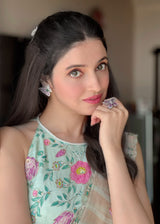 DIVYA KHOSLA IN OUR INEJ ICHIKA SLEEVELESS SAREE BLOUSE SET - SAGE GREEN