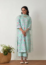 HANNA KHAN IN OUR Sia Kurta Set - Sage Green