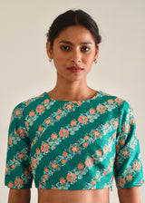 Kanguri Scallop Saree Green Tircha Blouse Set - Cobalt Blue