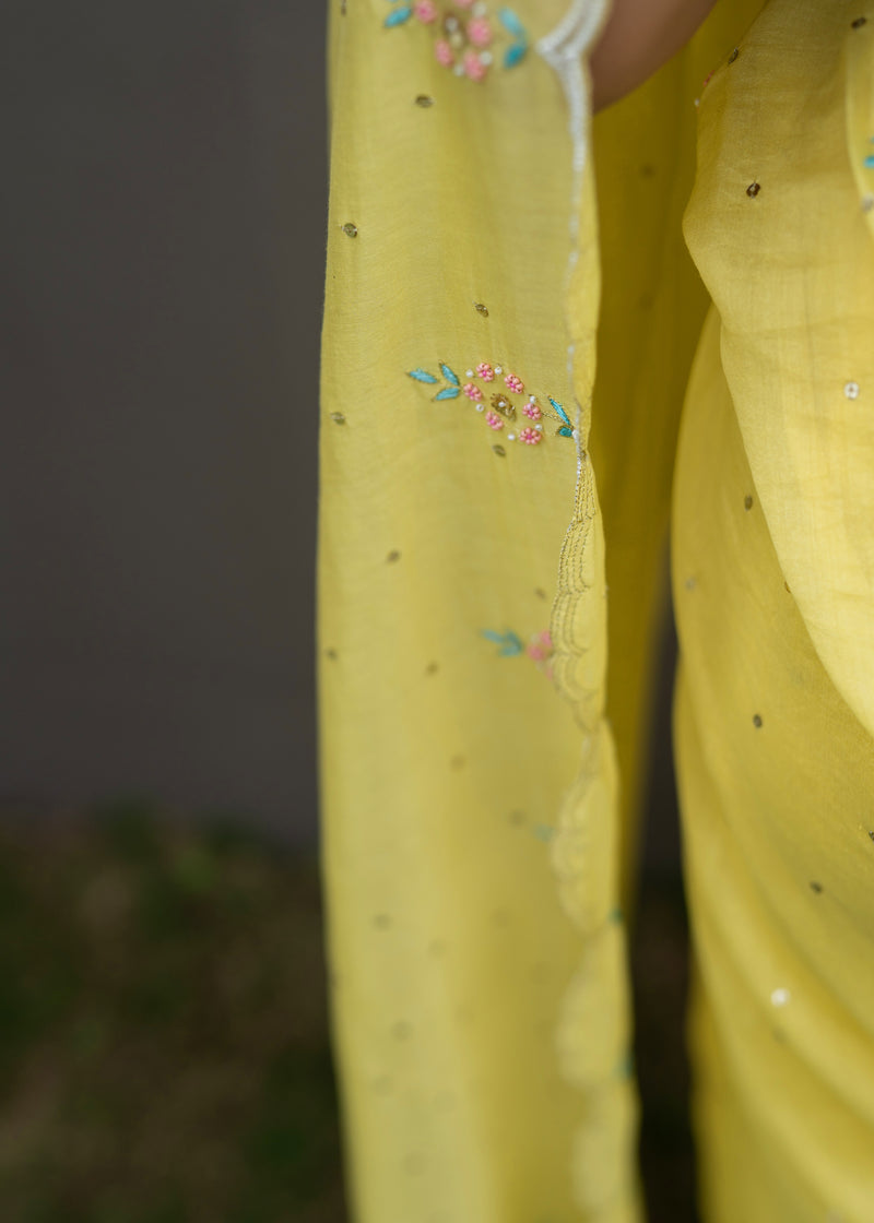 Megh Scallop Saree Iznic Blouse Set - Lime Yellow