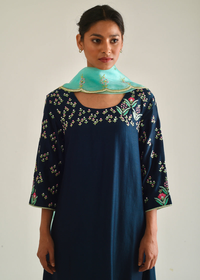 Bageecha Kurta Organza Dupatta Set - Pebble Black